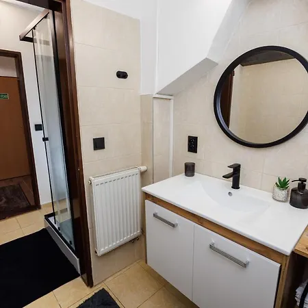 Appartamento Spaya Jacuzzi Centrum - With Cinema & Private Parking
